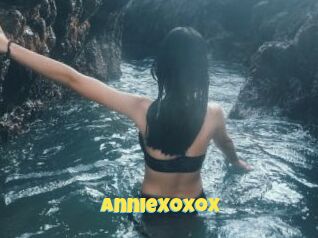 AnnieXoxoX