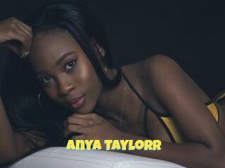 Anya_Taylorr