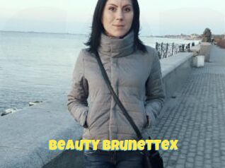 Beauty_BrunetteX