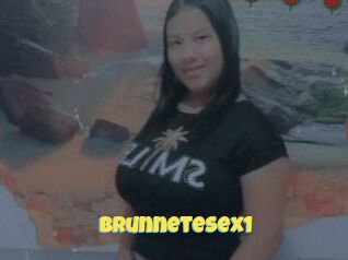 Brunnetesex1