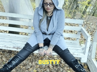 Bustyy Sexe et Porno