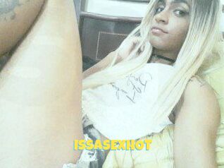 ISSASEXHOT