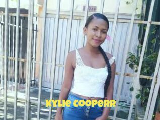 Kylie_cooperr