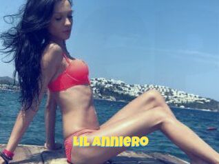 Lil_AnnieRo