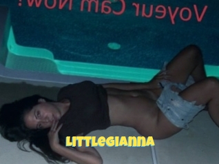 LittleGianna Sexe et Porno
