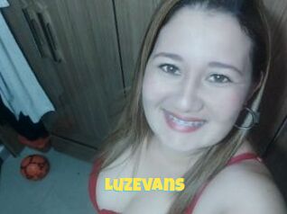 LuzEvans Sexe et Porno