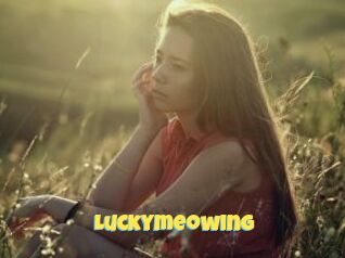 Luckymeowing