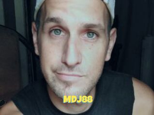 MdJ88