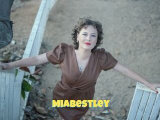 MiaBestley Sexe et Porno