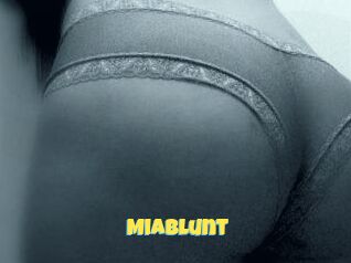 MiaBlunt Sexe et Porno