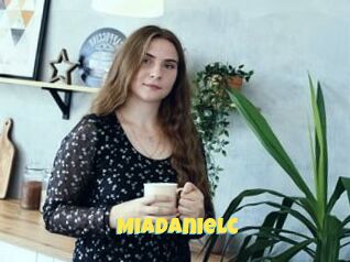 MiaDanielc