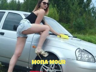 Mona_Mour
