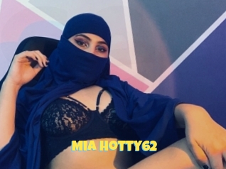 Mia_hotty62