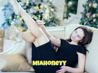 Miahoneyy
