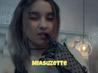 Miasuzette