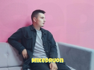 mikedruon Sexe et Porno