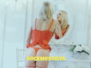 RockMeSonya Sexe et Porno