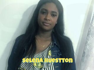 Selena_huestton