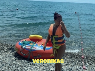 Veronika8