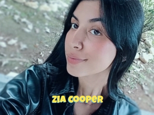 Zia_cooper